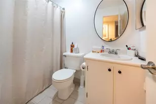 7827 Ashmont Cir, Tamarac, FL 33321 - Photo 13