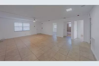 8507  Sunset Dr Drive, Palm Beach Gardens, FL 33410 - Photo 9