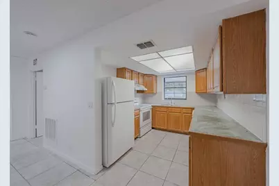 8507  Sunset Dr Drive, Palm Beach Gardens, FL 33410 - Photo 7