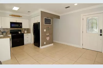 21 NE 57th Ct, Fort Lauderdale, FL 33334 - Photo 7