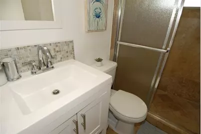 21 NE 57th Ct, Fort Lauderdale, FL 33334 - Photo 19