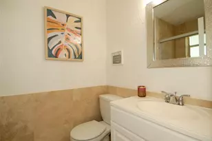 21 NE 57th Ct, Fort Lauderdale, FL 33334 - Photo 13