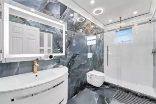 1202 NW 141st Ave, Pembroke Pines, FL 33028 - Photo 37