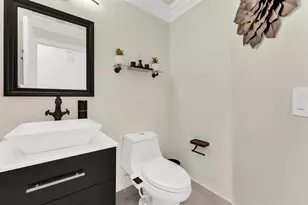 1202 NW 141st Ave, Pembroke Pines, FL 33028 - Photo 29