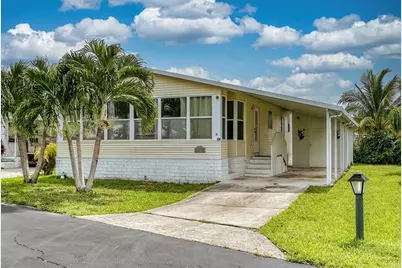 809  Putter Place, Pompano Beach, FL 33069 - Photo 1