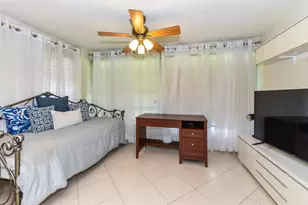 1382 High Point Way NE B, Delray Beach, FL 33445 - Photo 7