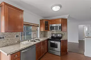 8470 NW 28th St, Sunrise, FL 33322 - Photo 3