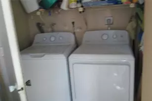 3321 NW 47th Terrace, Lauderdale Lakes, FL 33319 - Photo 13