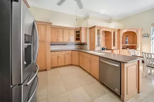 7305 E Elyse Circle, Port Saint Lucie, FL 34952 - Photo 17