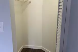 7035 NW 186th St, Hialeah, FL 33015 - Photo 13