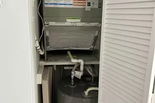 7035 NW 186th St, Hialeah, FL 33015 - Photo 15