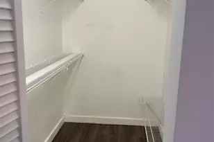 7035 NW 186th St, Hialeah, FL 33015 - Photo 11