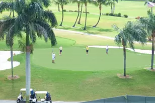 211 S Hollybrook Dr, Pembroke Pines, FL 33025 - Photo 17