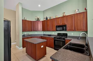 6306 SW 191st Ave, Pembroke Pines, FL 33332 - Photo 11