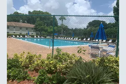 511  Gardens Dr, Unit #204, Pompano Beach, FL 33069 - Photo 15