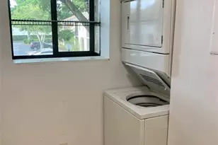 511 Gardens Dr, Pompano Beach, FL 33069 - Photo 5