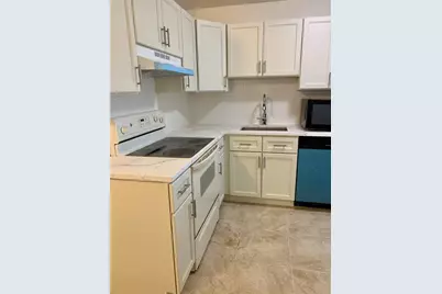 511  Gardens Dr, Unit #204, Pompano Beach, FL 33069 - Photo 3