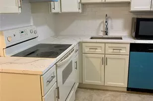 511 Gardens Dr, Pompano Beach, FL 33069 - Photo 3