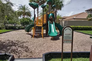 4200 Hillcrest Dr, Hollywood, FL 33021 - Photo 29