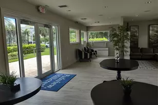 4200 Hillcrest Dr, Hollywood, FL 33021 - Photo 5