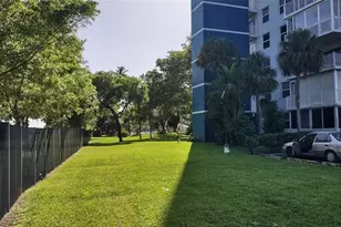 4200 Hillcrest Dr, Hollywood, FL 33021 - Photo 39