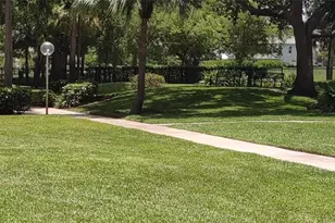 4200 Hillcrest Dr, Hollywood, FL 33021 - Photo 37