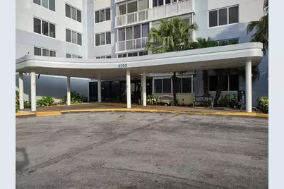 4200  Hillcrest Drive, Unit #405, Hollywood, FL 33021 - Photo 11