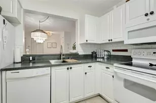 1341 SE 3rd Ave, Dania Beach, FL 33004 - Photo 9