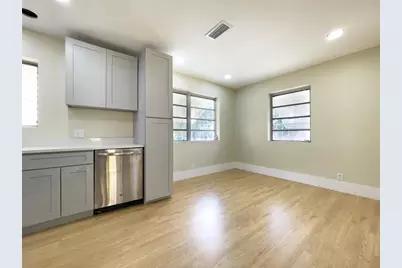 2287 NW 63rd St, Miami, FL 33147 - Photo 7