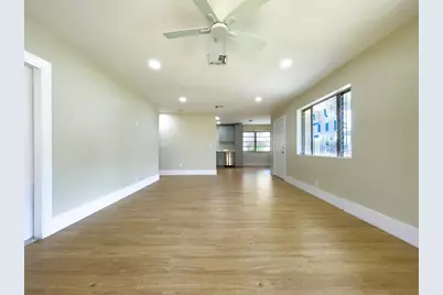 2287 NW 63rd St, Miami, FL 33147 - Photo 5