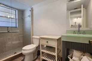 3241 Holiday Springs Blvd, Margate, FL 33063 - Photo 13