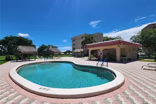 3241 Holiday Springs Blvd, Margate, FL 33063 - Photo 19