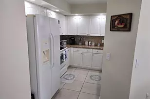 1200 SW 137th Ave, Pembroke Pines, FL 33027 - Photo 13