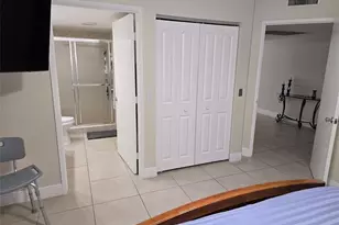 1200 SW 137th Ave, Pembroke Pines, FL 33027 - Photo 9