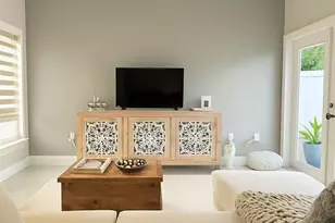 303 SE 22nd St, Fort Lauderdale, FL 33316 - Photo 9