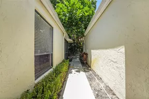 11457 Shady Oaks Ln Unit #, North Palm Beach, FL 33408 - Photo 25