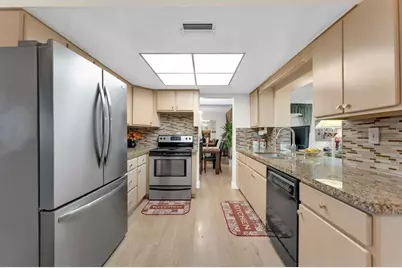 4920 NW 55th St, Tamarac, FL 33319 - Photo 11