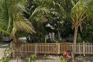 1141 S Ridge Rd, Lantana, FL 33462 - Photo 1