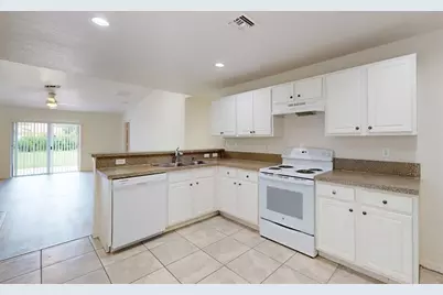 5563  55th Ter, Vero Beach, FL 32967 - Photo 11