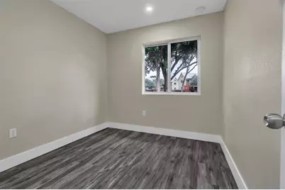 2451A NW 21st St, Fort Lauderdale, FL 33311 - Photo 11