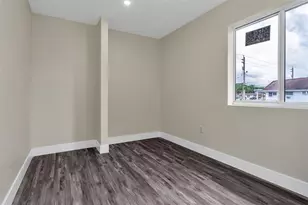 2451A NW 21st St, Fort Lauderdale, FL 33311 - Photo 9