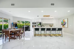 154 Coventry Pl, Palm Beach Gardens, FL 33418 - Photo 3