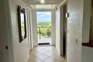 3000 N Palm Aire Dr, Pompano Beach, FL 33069 - Photo 15