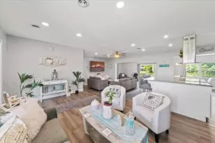 573 Wimbrow Dr, Sebastian, FL 32958 - Photo 7