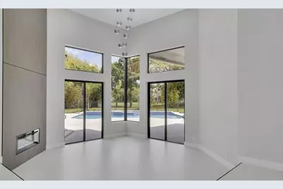 7685 NW 47th Dr, Coral Springs, FL 33067 - Photo 13