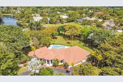 7685 NW 47th Dr, Coral Springs, FL 33067 - Photo 75