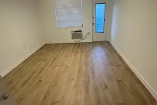 441 Collins Ave, Miami Beach, FL 33139 - Photo 11