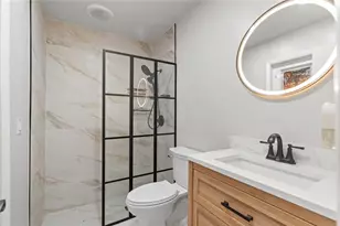 9700 NW 10th St, Pembroke Pines, FL 33024 - Photo 15