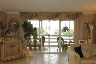 3507 Oaks Way, Pompano Beach, FL 33069 - Photo 5