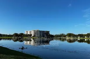 3051 N Course Dr, Pompano Beach, FL 33069 - Photo 3